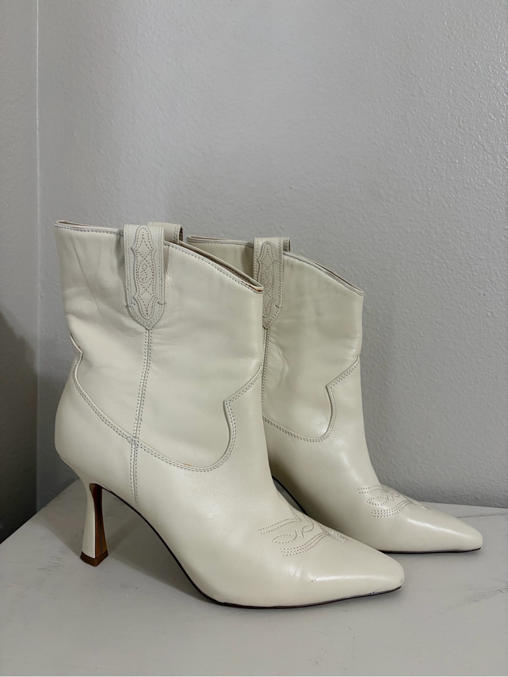 Sam Edelman Cream Pointed-Toe Western Stiletto Ankle Boots